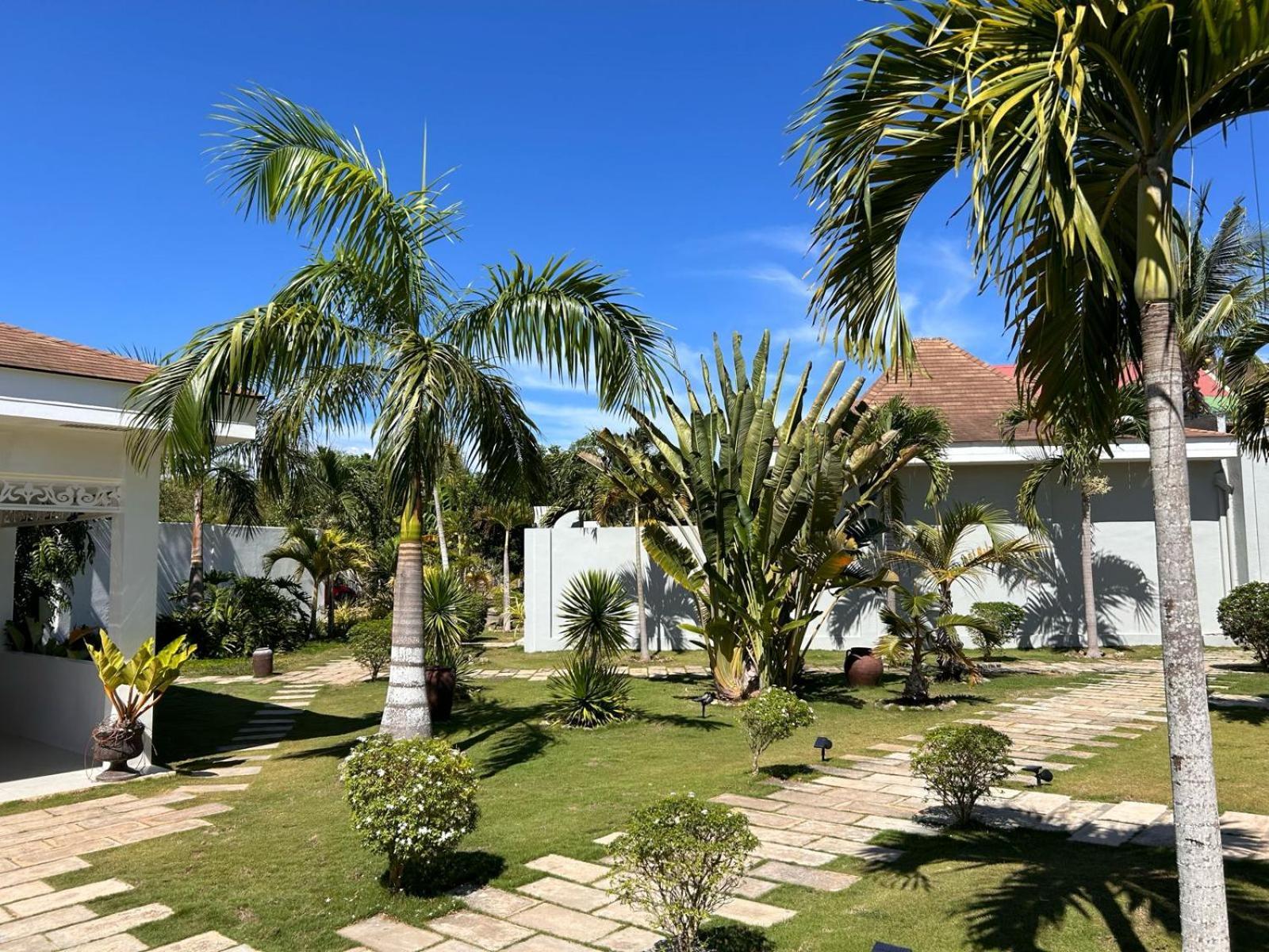 Pineale Villas, Resort And Spa 팡라오 외부 사진